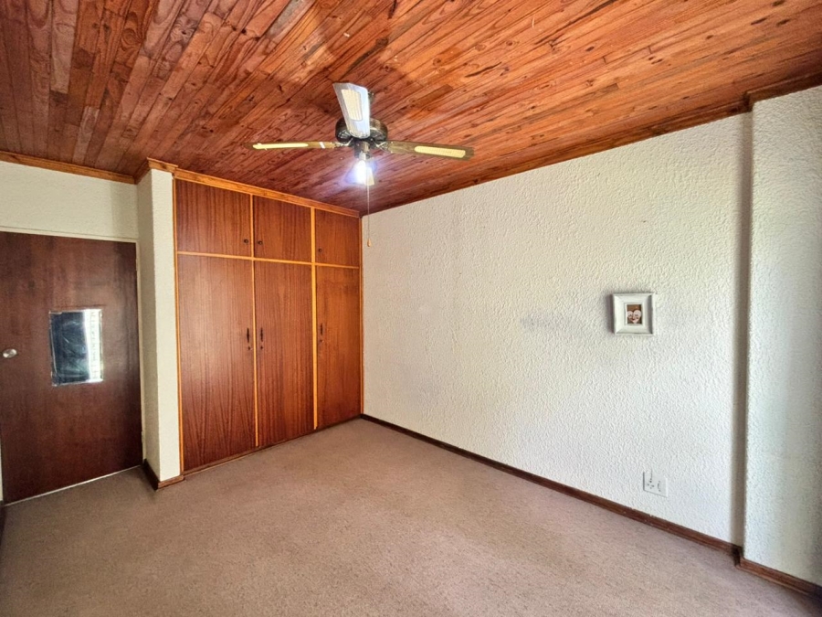 4 Bedroom Property for Sale in Van Der Hoff Park North West